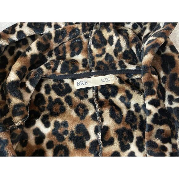 BKE Buckle Leopard Print Jacket Womens Large !! - Picture 3 of 14
